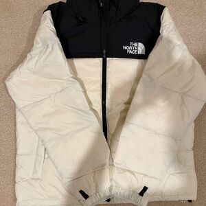 The North Face Black and White Puffer Jacket 1996 700